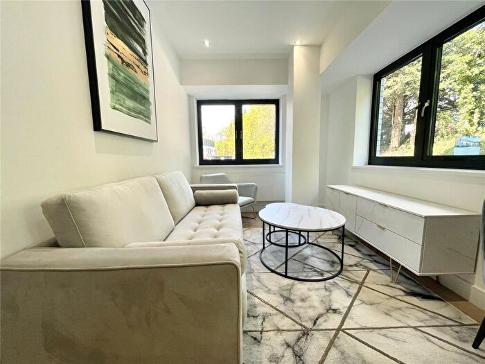 1 Bedroom Apartment To Rent In Broadoals, Streetsbrook Road, Solihull, B91