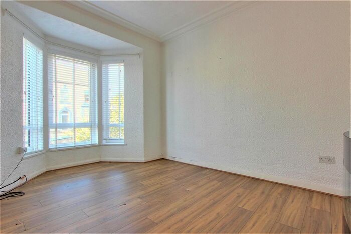 3 Bedroom Terraced House To Rent In Clarence Road, Chesterfield, S40