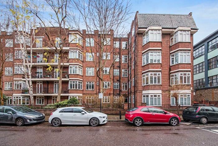 2 Bedroom Flat To Rent In Tudor Grove, London, E9