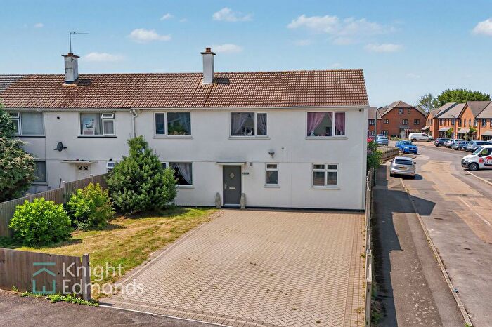 4 Bedroom End Of Terrace House For Sale In Westmorland Road, Maidstone, ME15