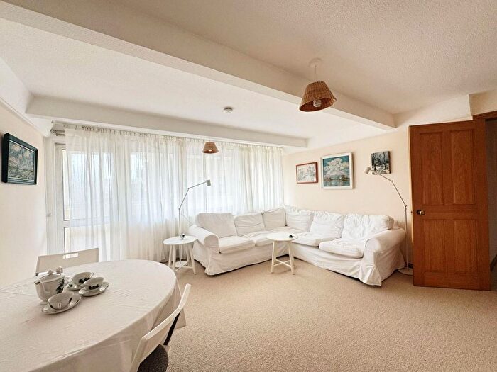 2 Bedroom Flat To Rent In Burghley Tower, Trinity Way, W3