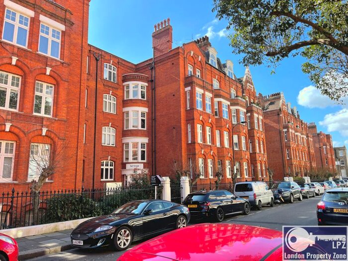1 Bedroom Flat To Rent In Hamlet Gardens, Ravenscourt Park, Hammersmith, W6
