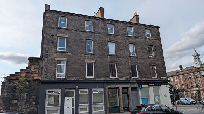3 Bedroom Flat To Rent In Easter Road, Leith, Edinburgh, EH6