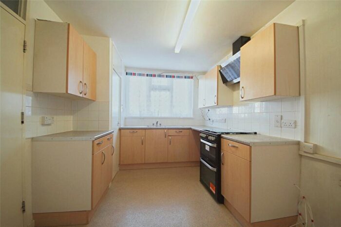 3 Bedroom Terraced House To Rent In Rosslyn Road, Walthamstow, E17