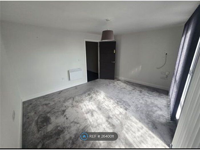 2 Bedroom Flat To Rent In Agin Court, Leicester, LE1