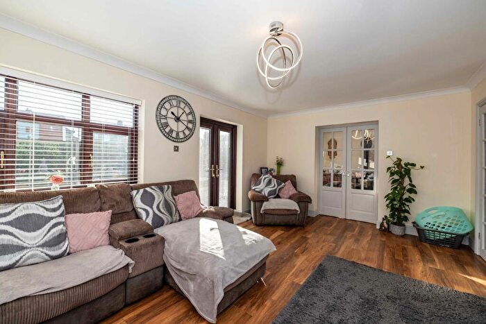 5 Bedroom Detached House For Sale In Briar Close, Aylesham, CT3