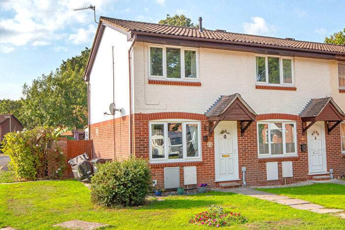 2 Bedroom End Of Terrace House For Sale In Milkwood Court, West Totton, SO40