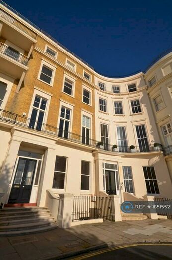 2 Bedroom Flat To Rent In Eastern Terrace, Brighton, BN2