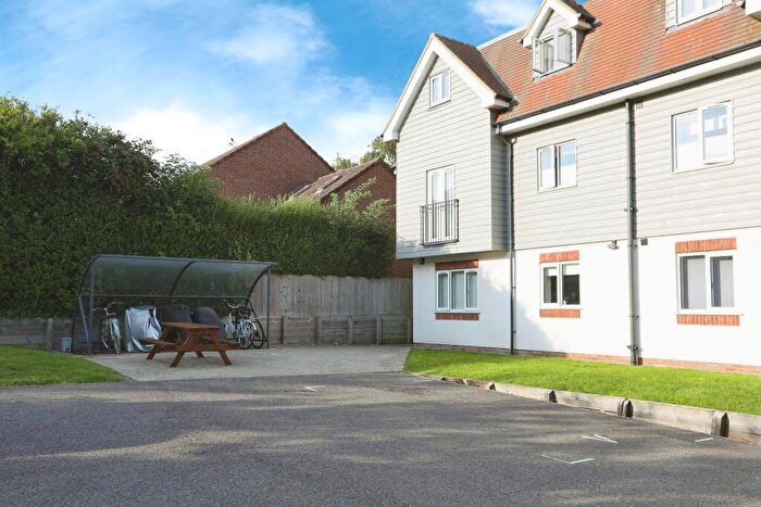 2 Bedroom Flat For Sale In Park View, Sturry, Canterbury, CT2