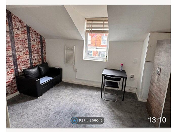 1 Bedroom Flat To Rent In Netherton, Dudley, DY2