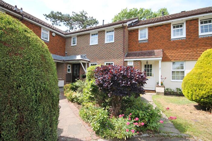 3 Bedroom House To Rent In Wishford Court, Ashtead, KT21