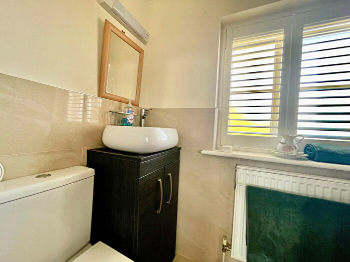 4 Bedroom Detached House For Sale In Hall Road, Thorndon, Eye, IP23