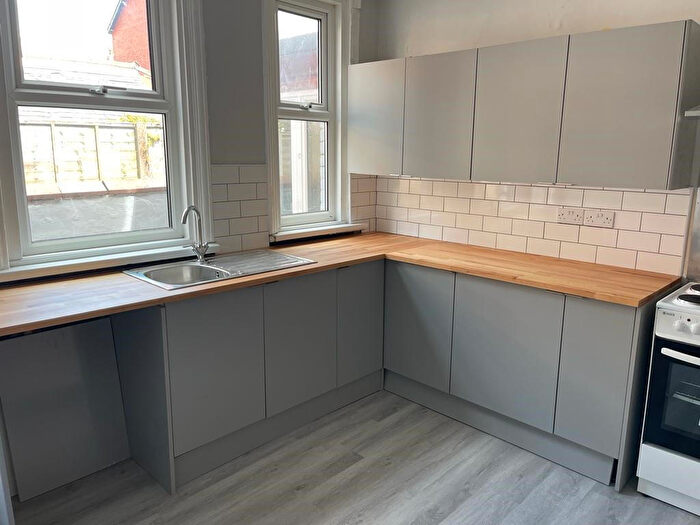 2 Bedroom Flat To Rent In Derbe Road, Lytham St. Annes, Lancashire, FY8