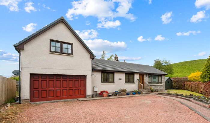5 Bedroom Detached House For Sale In Main Street, Kinbuck, FK15