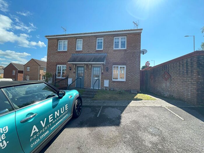 2 Bedroom Semi-Detached House To Rent In Long Meadow, North Cornelly, CF33