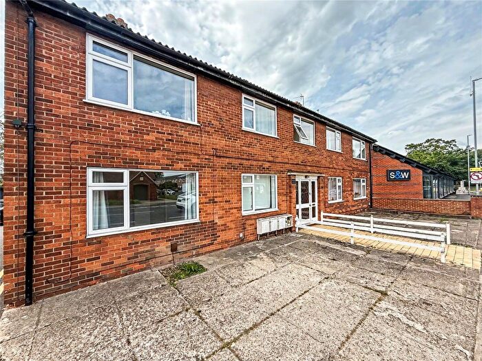 2 Bedroom Flat To Rent In - High Street, Trumpington, Cambridge, Cambridgeshire, CB2