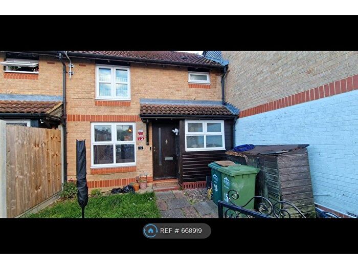 1 Bedroom Terraced House To Rent In The Green, Ashford, Surrey, TW15