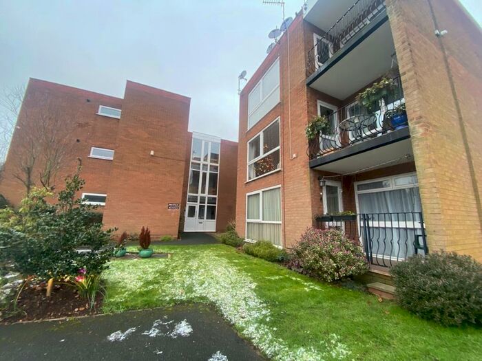 2 Bedroom Apartment To Rent In Duncan House, Station Road, Sutton Coldfield., B73
