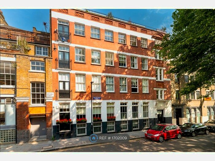 2 Bedroom Flat To Rent In Bartholomew Square, Shoreditch, EC1V