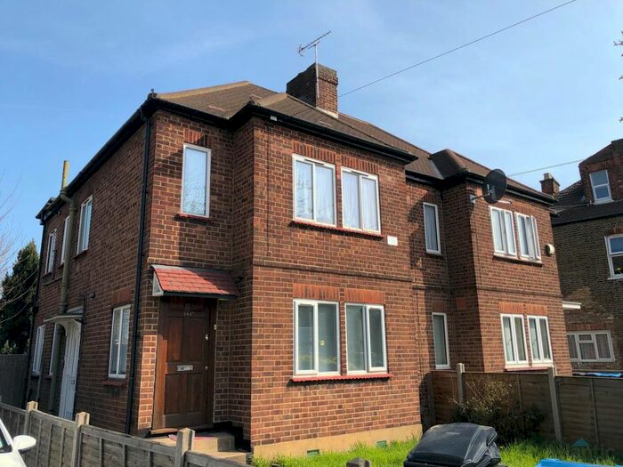 2 Bedroom Flat To Rent In Church Street, Edmonton, N9