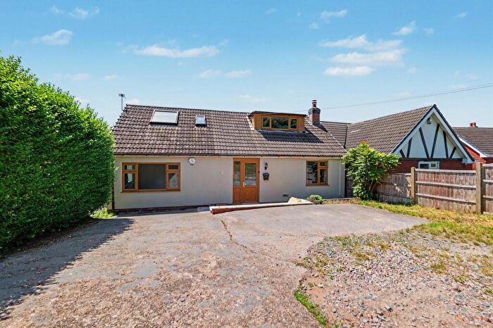 3 Bedroom Detached Bungalow For Sale In Burton Road, Overseal, DE12