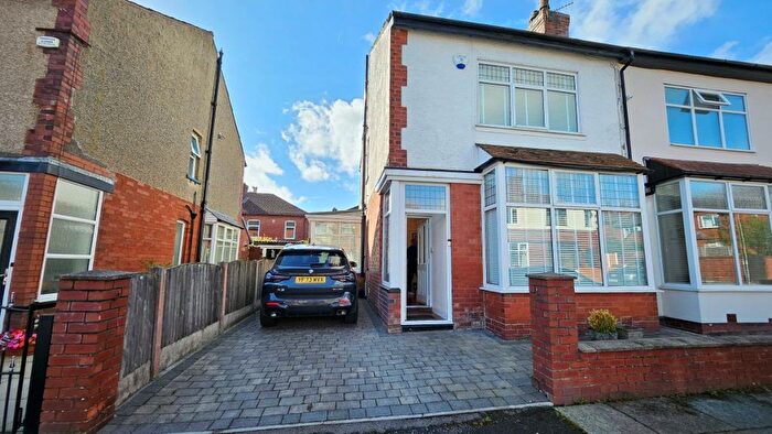3 Bedroom Semi-detached House For Sale In Sutherland Road, Heaton, Bolton, BL1