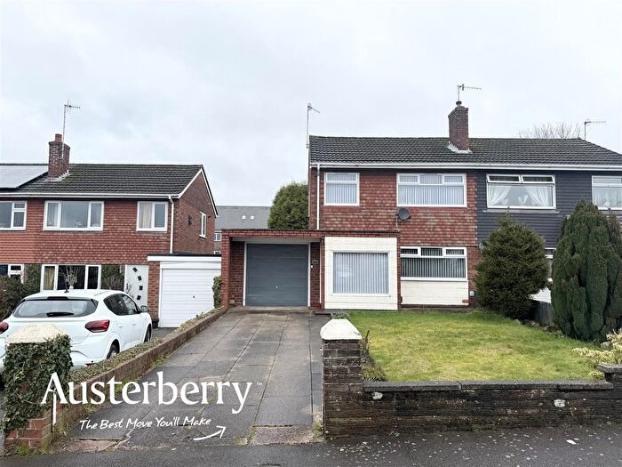 3 Bedroom Semi-Detached House For Sale In Ashdale Road, Fenton, Stoke-On-Trent, ST4