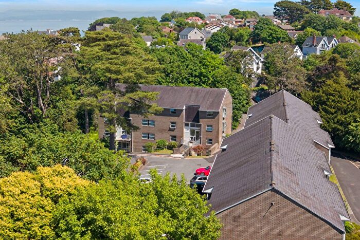 1 Bedroom Flat For Sale In Gilbertscliffe, Southward Lane, Langland, Swansea, SA3