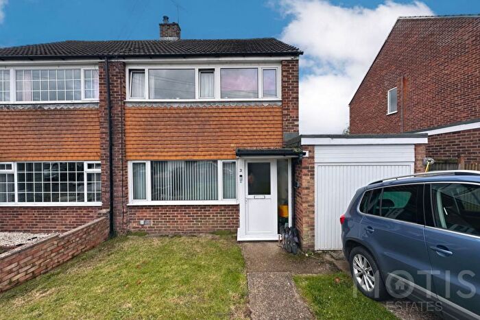 3 Bedroom Terraced House To Rent In Willow Waye, Eythorne, CT15