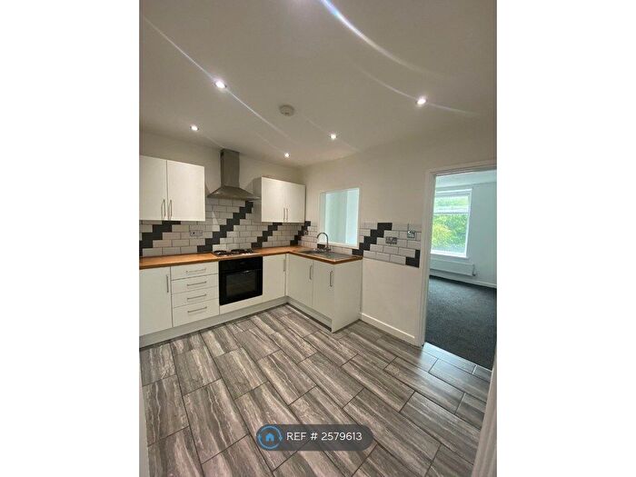 3 Bedroom Terraced House To Rent In School Street, Wattstown, Porth, CF39