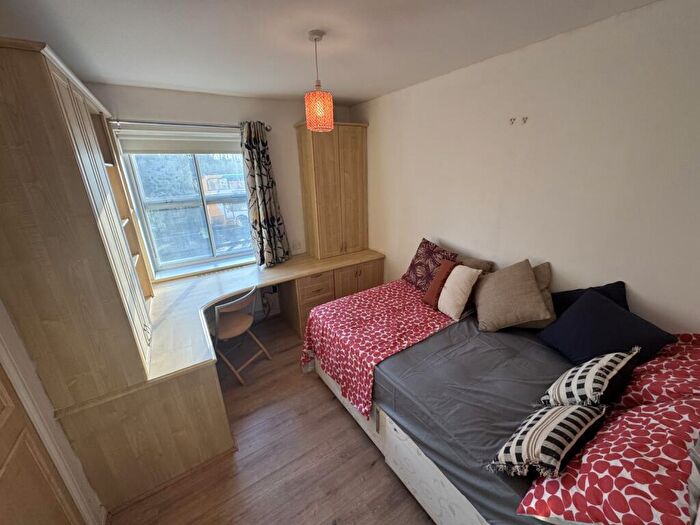 2 Bedroom Apartment To Rent In Sovereign Court, Jesmond, NE2
