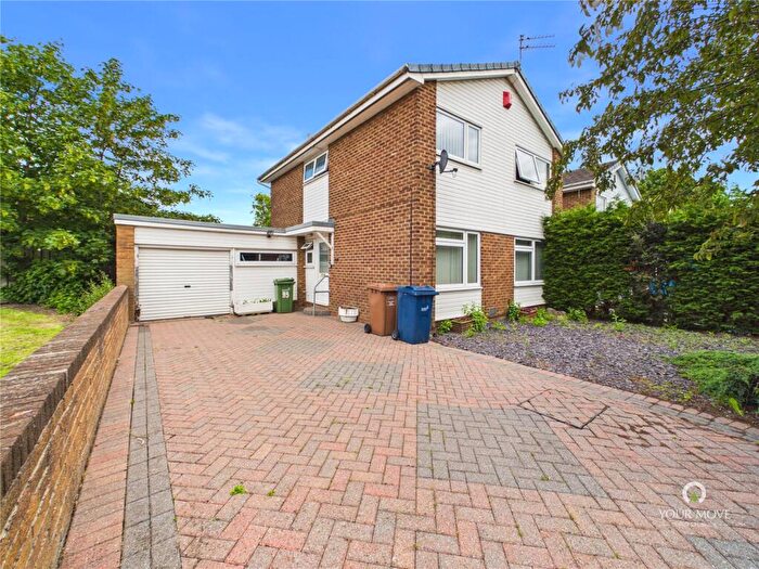 4 Bedroom Detached House For Sale In Dilston Close, Washington, Tyne And Wear, NE38