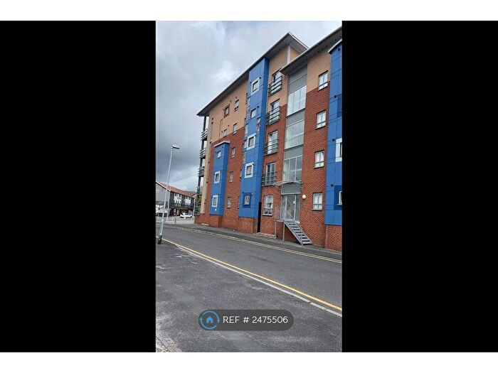 2 Bedroom Flat To Rent In Russell Court, Preston, PR1