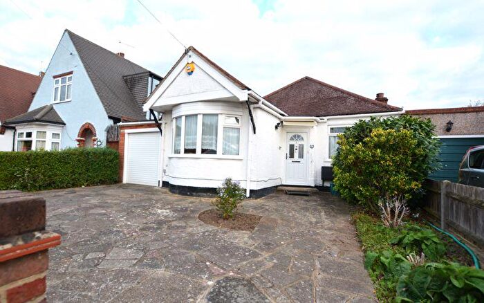 2 Bedroom Detached Bungalow For Sale In Maycroft, Pinner, HA5