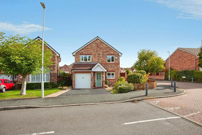 3 Bedroom Detached House For Sale In Juniper Avenue, Woodlesford, Leeds, LS26
