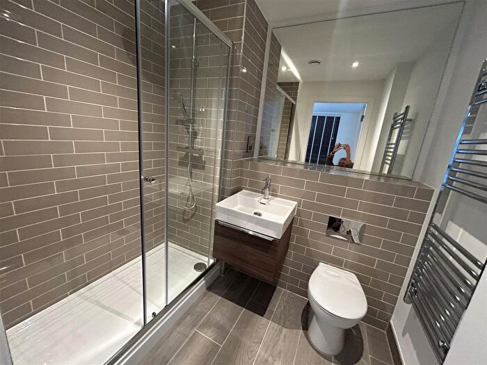 3 Bedroom Flat To Rent In Castleward Boulevard, Derby, DE1