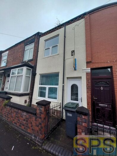 3 Bedroom Terraced House To Rent In Chamberlain Street, Stoke-On-Trent, ST1