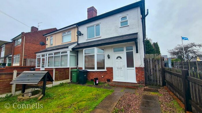 3 Bedroom House To Rent In Banners Lane, Halesowen, B63