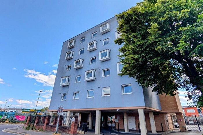 1 Bedroom Flat To Rent In Chapel Annexe, SO14