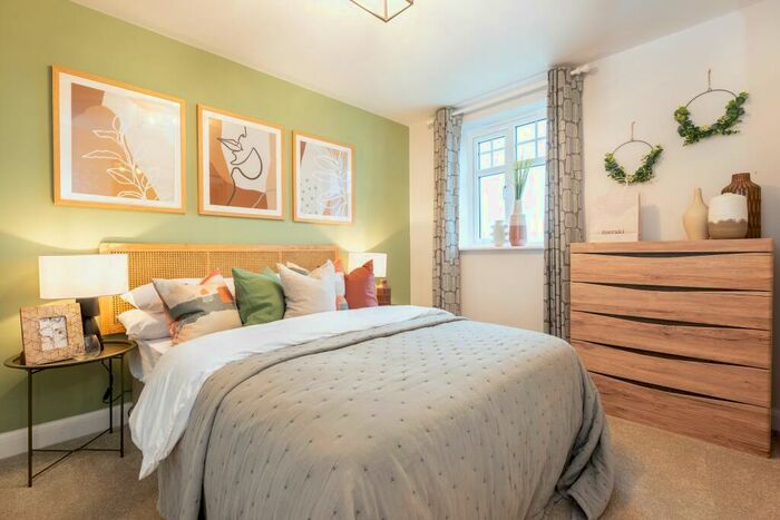 3 Bedroom Semi-Detached House For Sale In Watling Street, St Nicolas Park, Nuneaton, Warwickshire, CV11