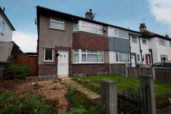 3 Bedroom Terraced House To Rent In Quarry Road East, Wirral, CH63