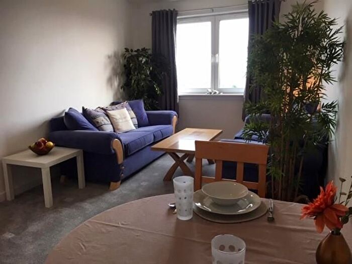 2 Bedroom Flat To Rent In Ash-Hill Drive, Aberdeen, AB16