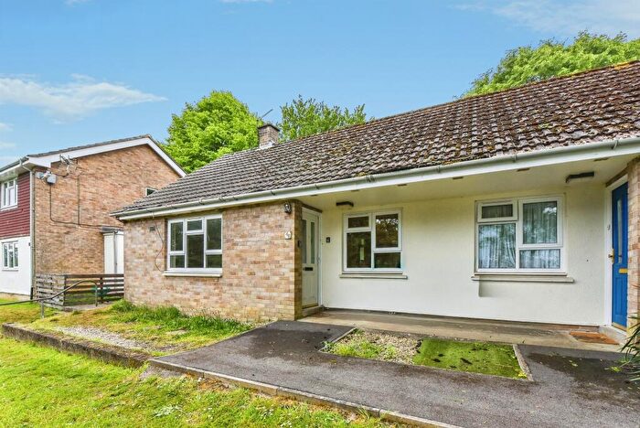 1 Bedroom Semi-Detached Bungalow For Sale In Austin Close, Frome, BA11