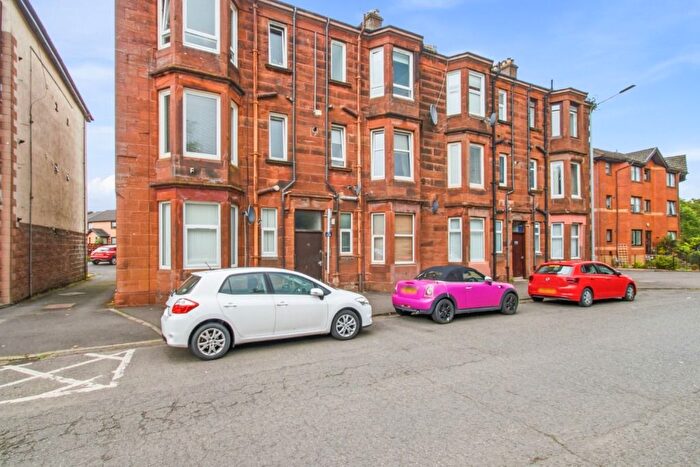 1 Bedroom Penthouse For Sale In Castlegreen Street, Dumbarton, West Dunbartonshire, G82