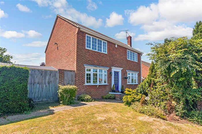4 Bedroom Detached House For Sale In Mickleburgh Hill, Herne Bay, Kent, CT6