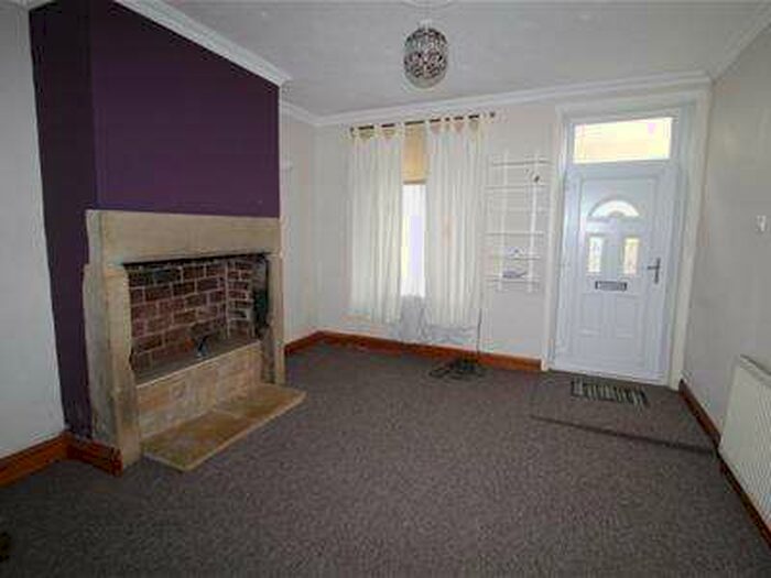 1 Bedroom Terraced House To Rent In Upper Fountain Street, Sowerby Bridge, HX6