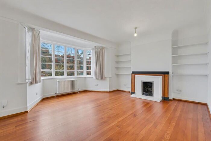 2 Bedroom Apartment To Rent In Wedderburn Road, Belsize Park, London, NW3