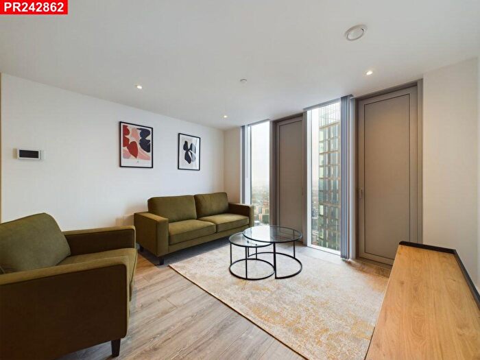 2 Bedroom Flat To Rent In Silvercroft Street, New Jackson, – Bedrooms Flat, M15