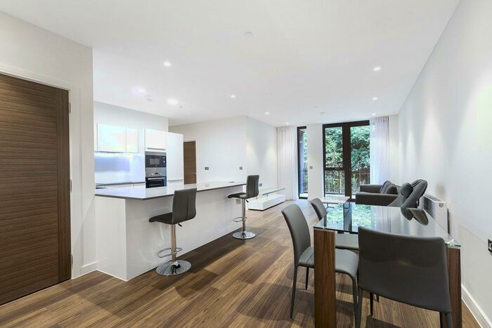 2 Bedroom Apartment To Rent In Sitka House, Quebec Way, Canada Water, London, SE16