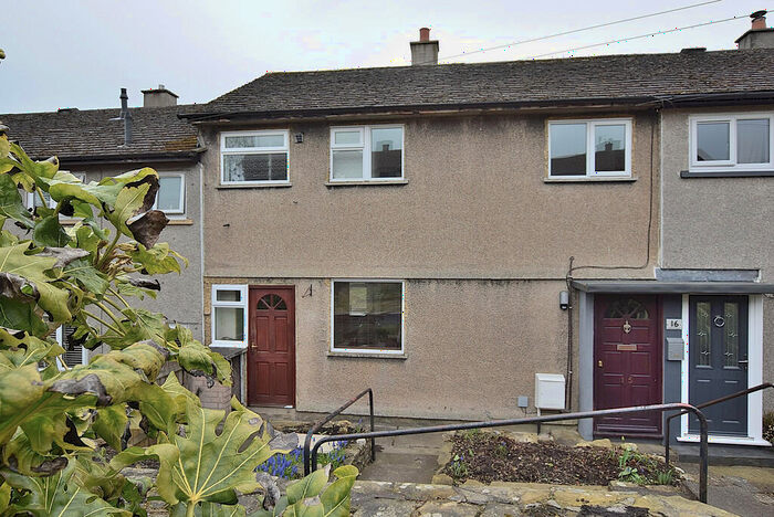 3 Bedroom Terraced House For Sale In Norman Square, Richmond, DL10